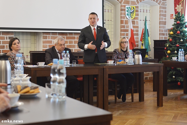 Oficjalne spotkanie i podpisanie umowy z wykonawcą