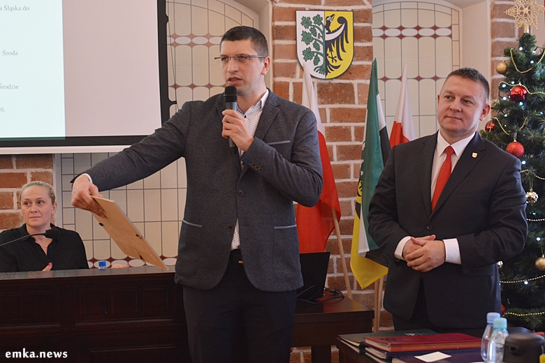 Wręczenie dyplomów dla autorów projektów