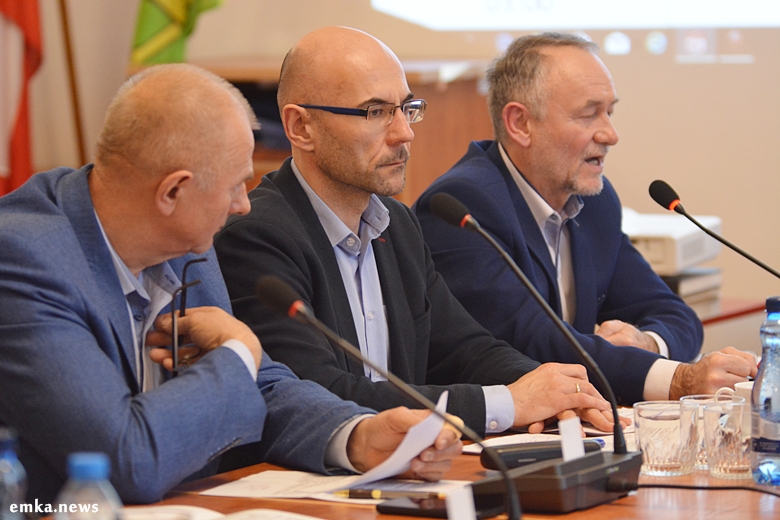 Sesja budżetowa Rady Powiatu Średzkiego