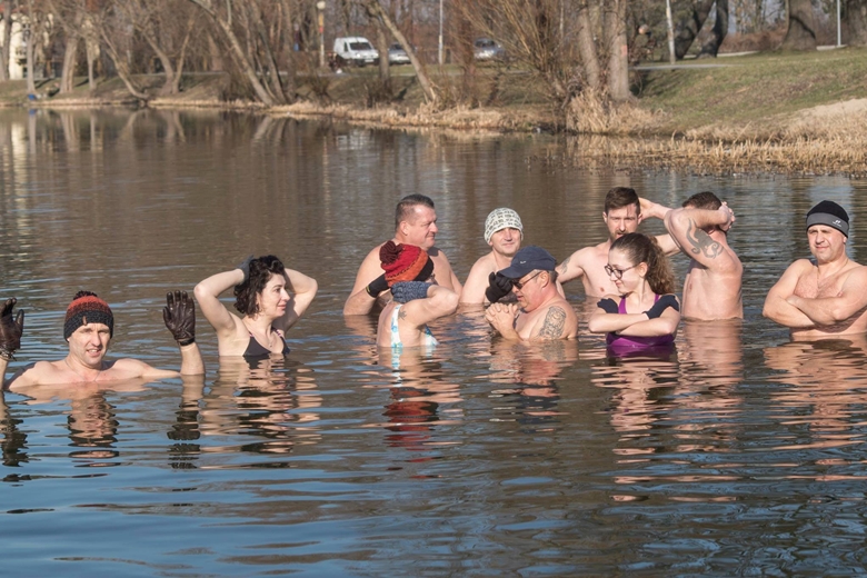 Niedzielne morsowanie w Środzie Śląskiej