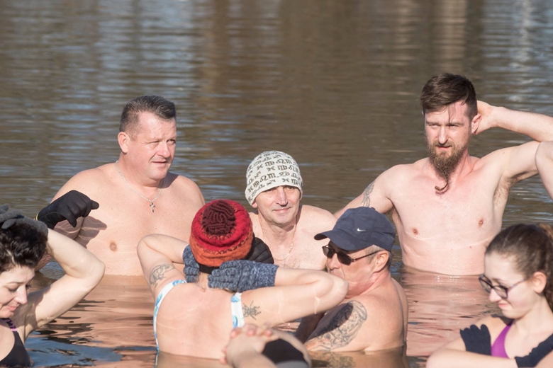 Niedzielne morsowanie w Środzie Śląskiej