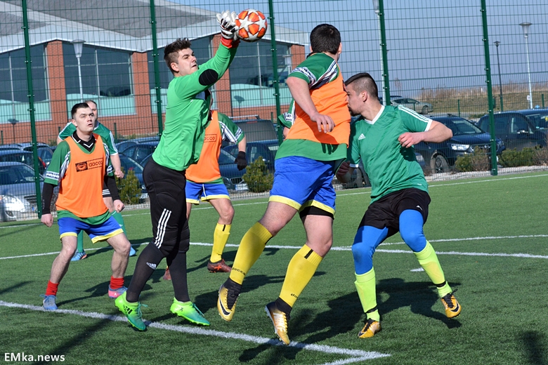 Turniej piłkarski na CSiR w Środzie Śląskiej