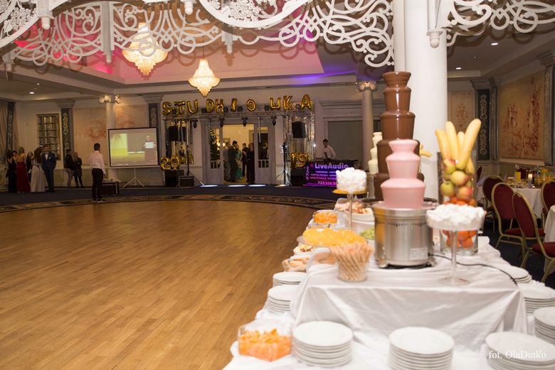 Bal studniówkowy średzkiego liceum