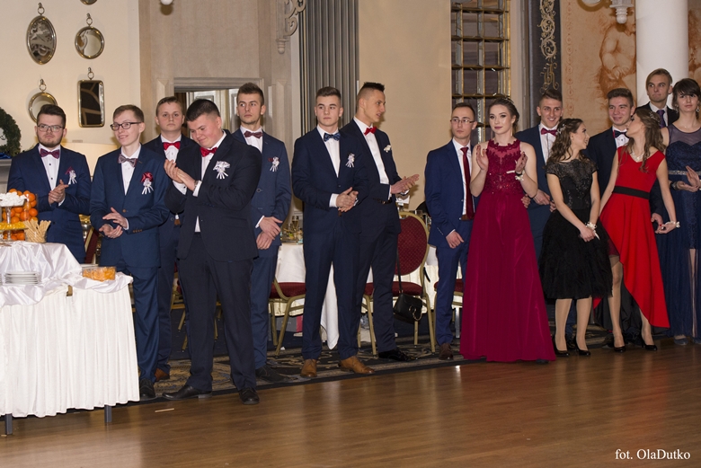 Bal studniówkowy średzkiego liceum