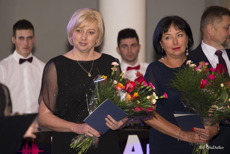 Bal studniówkowy średzkiego liceum