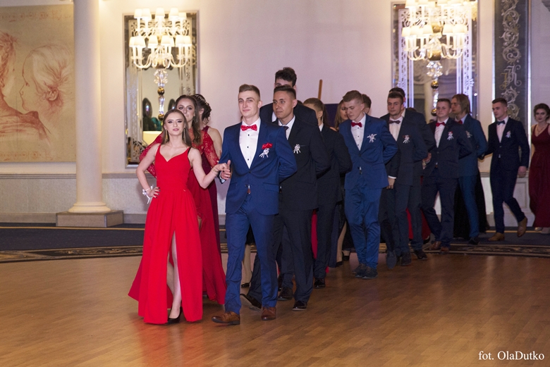 Bal studniówkowy średzkiego liceum