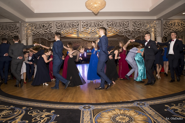 Bal studniówkowy średzkiego liceum