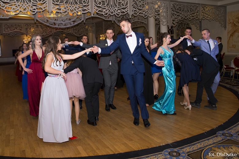 Bal studniówkowy średzkiego liceum