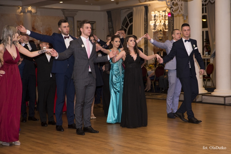 Bal studniówkowy średzkiego liceum