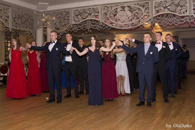 Bal studniówkowy średzkiego liceum