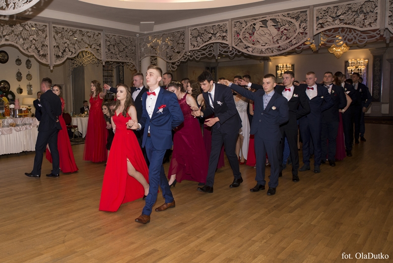 Bal studniówkowy średzkiego liceum