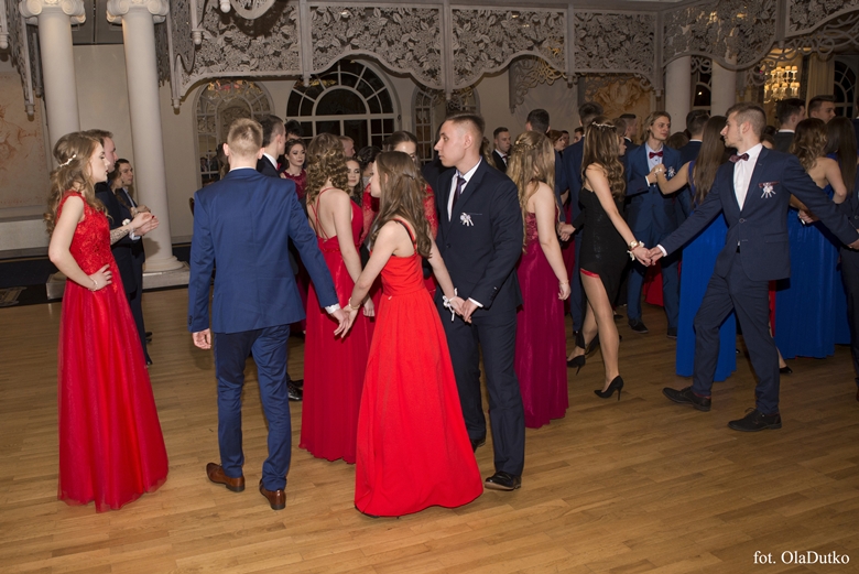 Bal studniówkowy średzkiego liceum