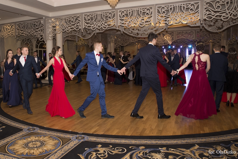 Bal studniówkowy średzkiego liceum
