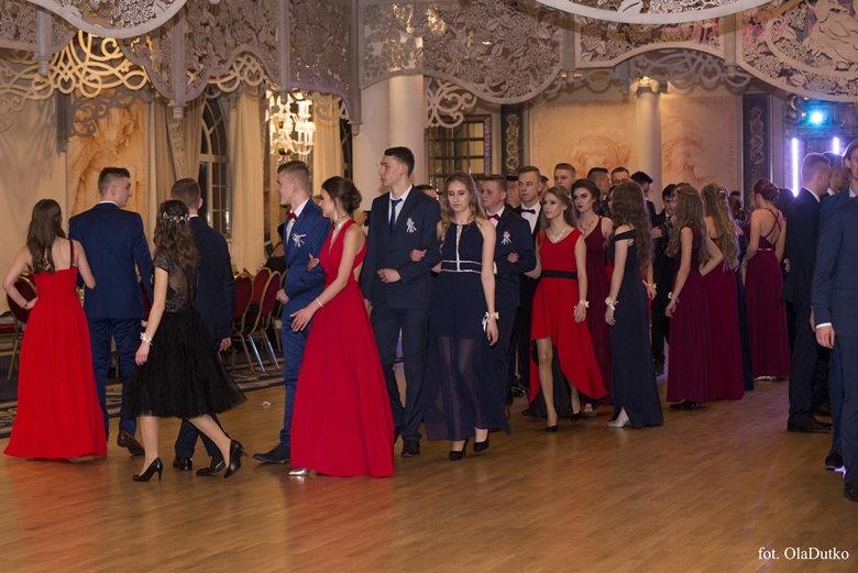 Bal studniówkowy średzkiego liceum