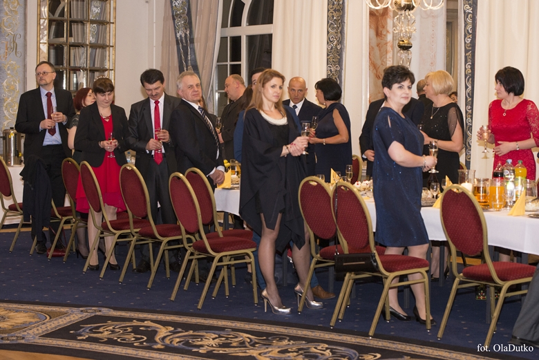 Bal studniówkowy średzkiego liceum