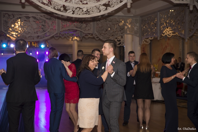 Bal studniówkowy średzkiego liceum