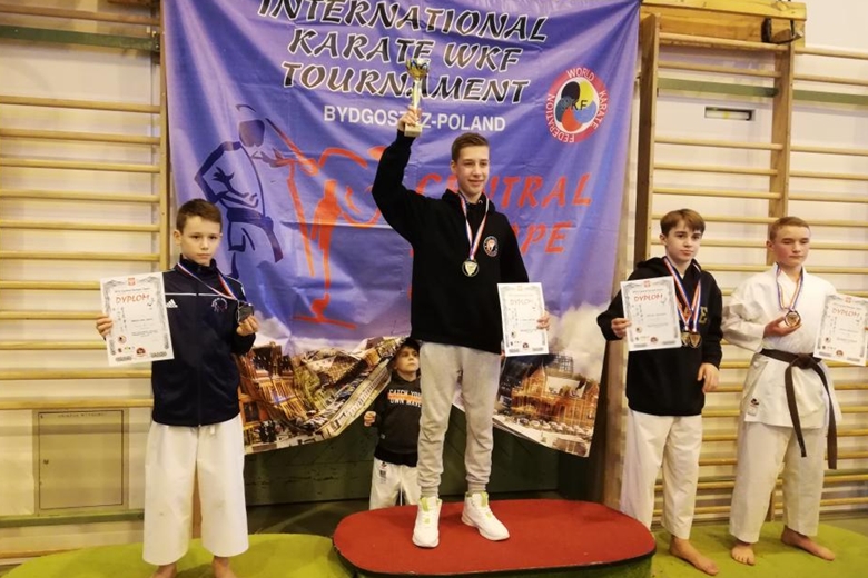 Sukcesy Średzkich karateków na dwóch turniejach