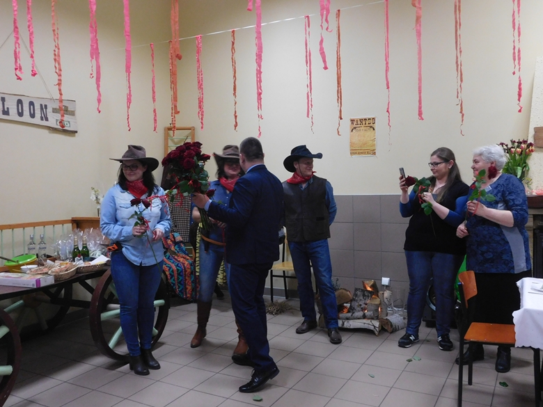 Impreza z okazji Dnia Kobiet w Rakoszycach