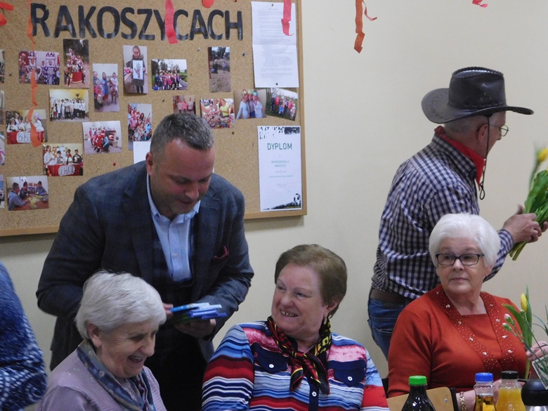 Impreza z okazji Dnia Kobiet w Rakoszycach