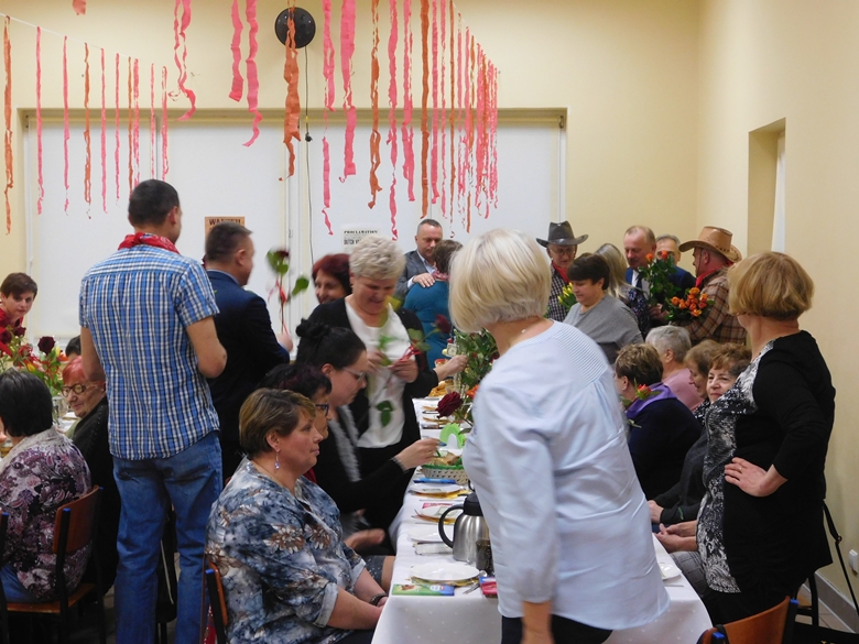 Impreza z okazji Dnia Kobiet w Rakoszycach