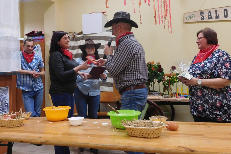 Impreza z okazji Dnia Kobiet w Rakoszycach