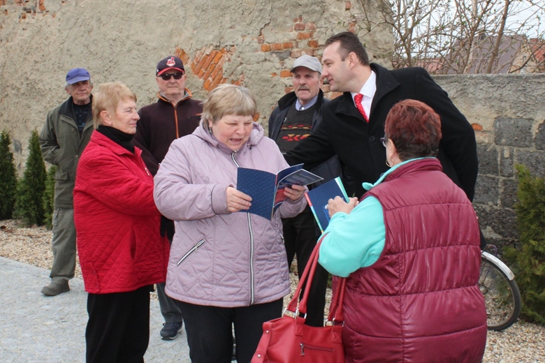 Spotkanie mieszkańców z wojewodą dolnoślaskim