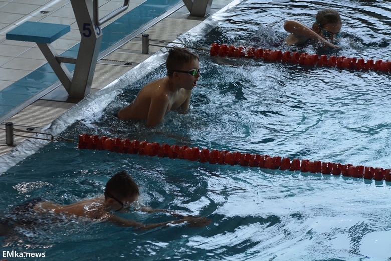 Mistrzostwa na średzkim basenie