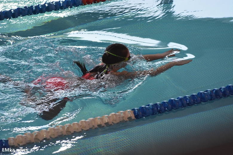 Mistrzostwa na średzkim basenie