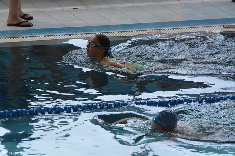 Mistrzostwa na średzkim basenie