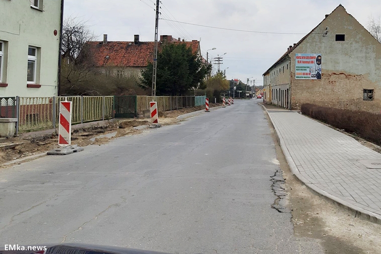 Trwa przebudowa ulicy 1-go Maja w Malczycach