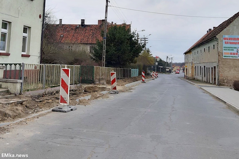 Trwa przebudowa ulicy 1-go Maja w Malczycach