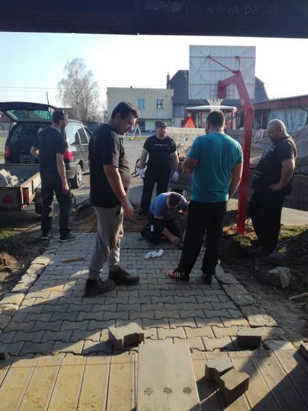 Sobotnie porządkowanie wsi