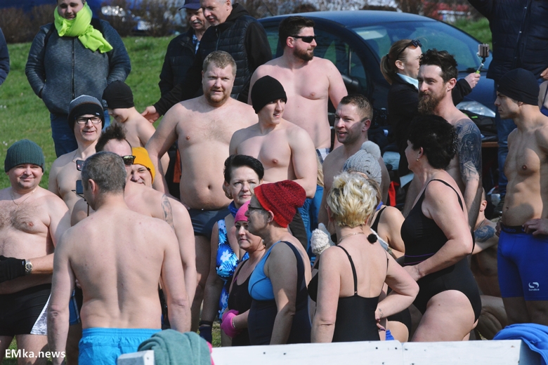 Charytatywne morsowanie dla Alanka