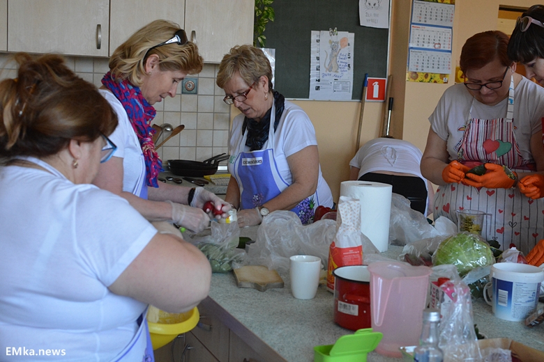Pierwszy konkurs kulinarny w drugiej edycji konkursu "Najlepsze w powiecie średzkim"