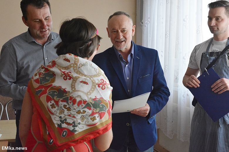 Pierwszy konkurs kulinarny w drugiej edycji konkursu "Najlepsze w powiecie średzkim"