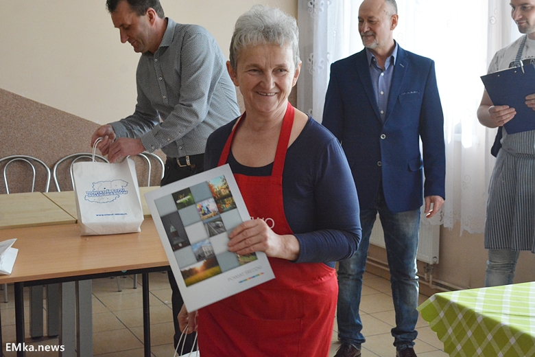 Pierwszy konkurs kulinarny w drugiej edycji konkursu "Najlepsze w powiecie średzkim"