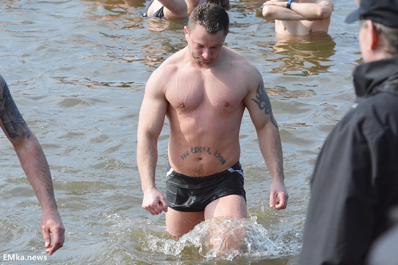 Charytatywne morsowanie dla Alanka