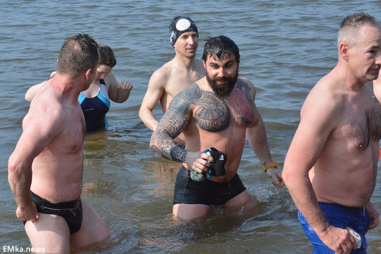 Charytatywne morsowanie dla Alanka