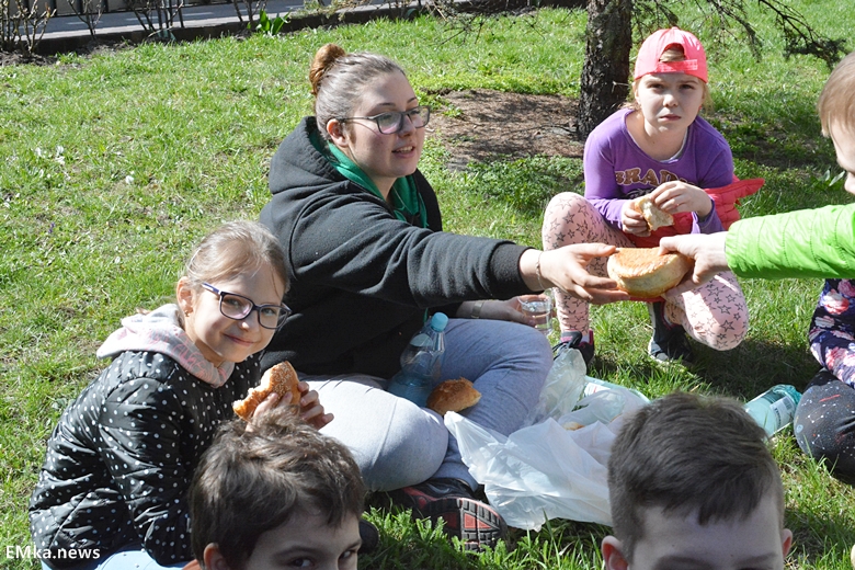 Harcerze wysprzątali wieżę widokową w Środzie Śląskiej