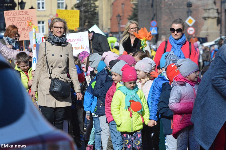 Kolorowa Parada Zdrowia w Środzie Śląskiej