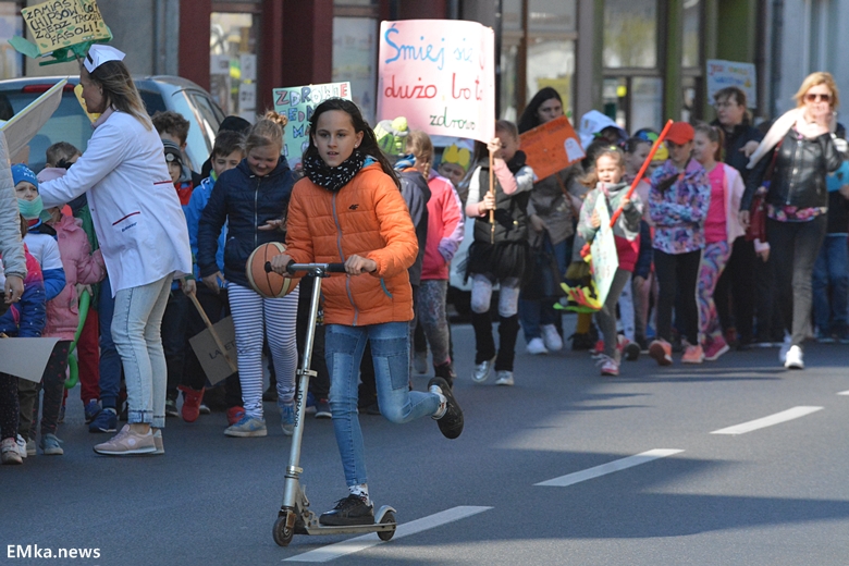 Kolorowa Parada Zdrowia w Środzie Śląskiej