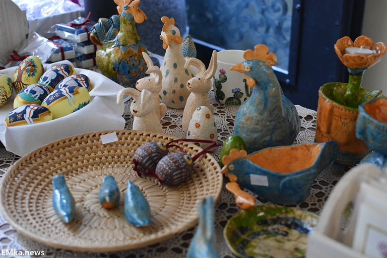 Jarmark Wielkanocny na dziedzińcu muzeum