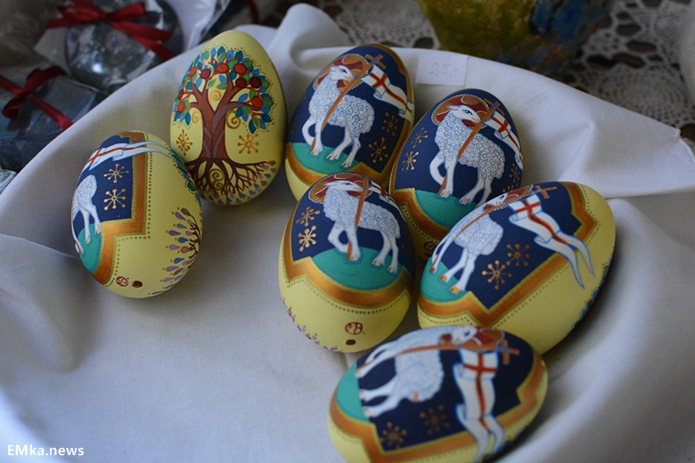 Jarmark Wielkanocny na dziedzińcu muzeum