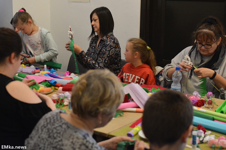 Jarmark Wielkanocny na dziedzińcu muzeum