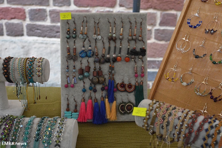 Jarmark Wielkanocny na dziedzińcu muzeum