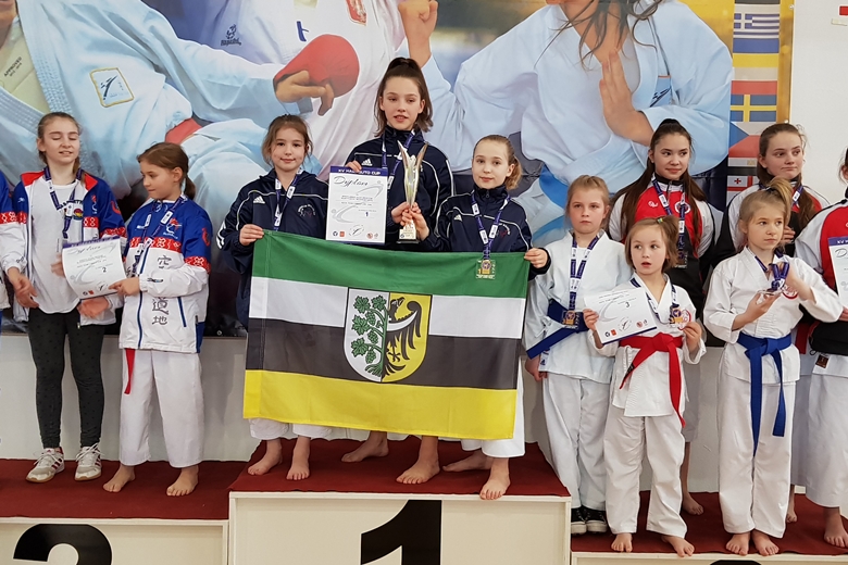 Średzcy karatecy zdobyli kilka medali na zawodach w Łodzi