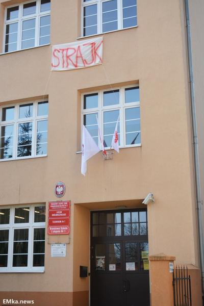 Kolejny dzień strajku nauczycieli w powiecie średzkim