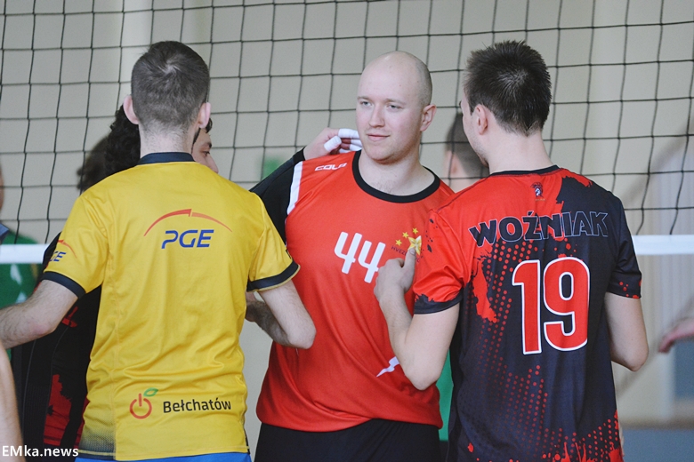 Sobotni turniej siatkówki w Środzie Śląskiej