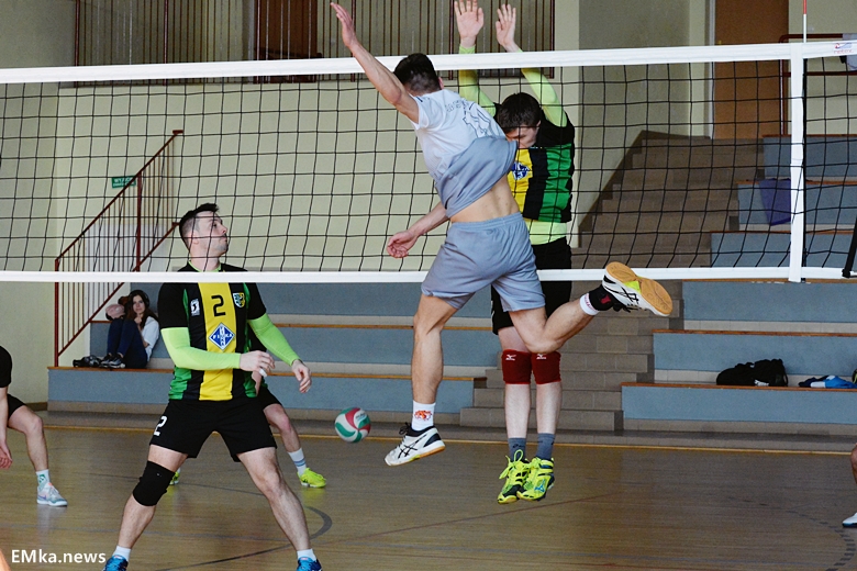 Sobotni turniej siatkówki w Środzie Śląskiej