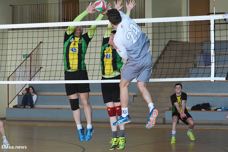 Sobotni turniej siatkówki w Środzie Śląskiej